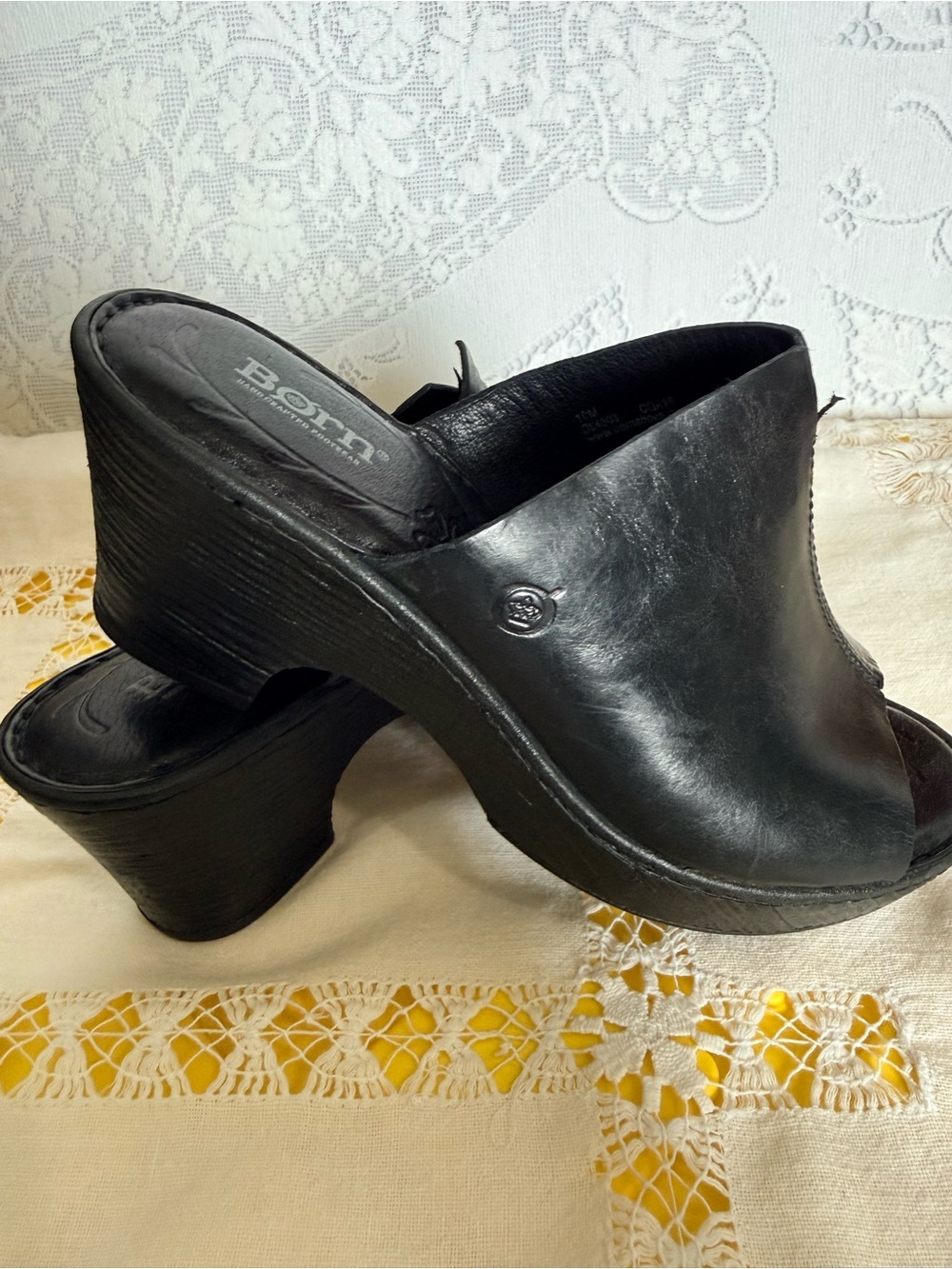 Børn Black Leather Peep Toe Wedge Mules Clogs Size 10M - Picture 6 of 11